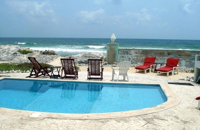 Casa Rosa - Beautiful Ocean Front Home - 2 Bedroom Apartment