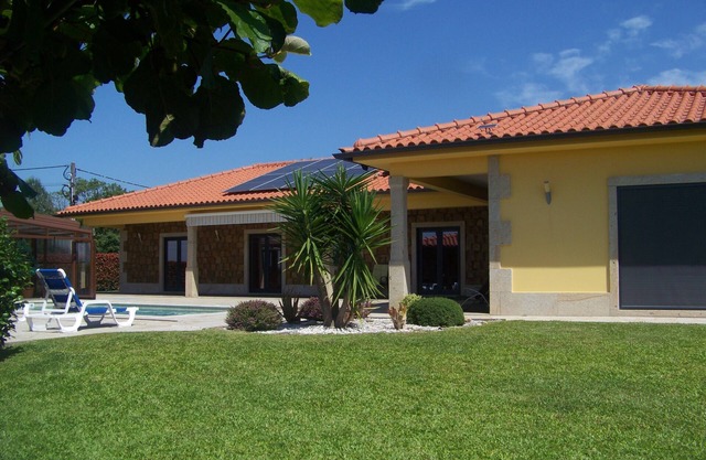 Casa Rosanna bungalow, secure indoor saltwater swimming pool, panoramic view