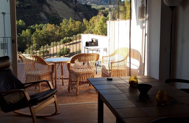 Casa Rural con Terraza y Vistas al Campo