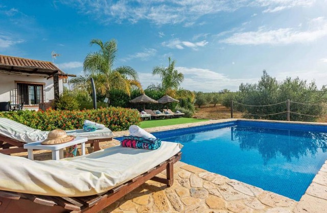 Casa Rural Mirasierra Alhaurin el Grande by Ruralidays