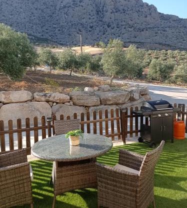 Casa rural Rocío - Caminito del Rey, con piscina privada