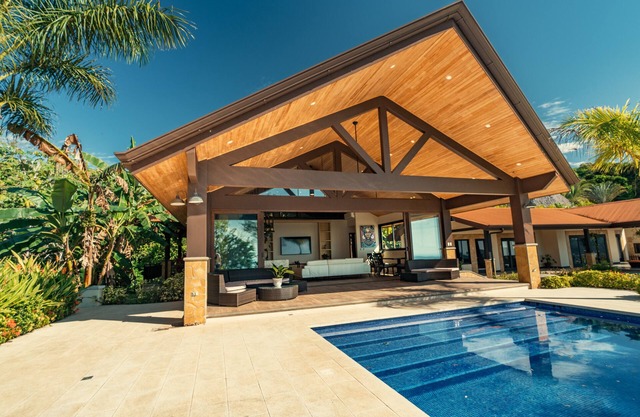 Casa Serendida, with Panoramic Views