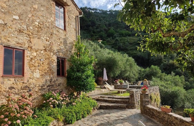 Casa Serra In Buti, Toscana