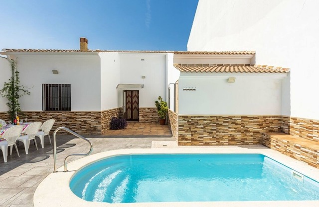 Casa Sierra de las Nieves Yunquera by Ruralidays