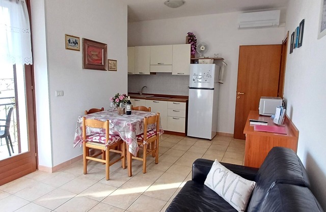 Casa Stefano n. 4 - spectacular lake view - parking - WIFI free