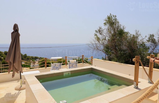 Casa sul mare Novaglie by LoveSud