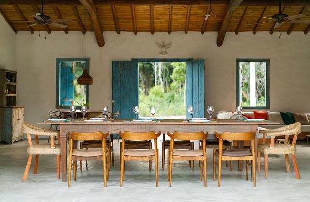 Casa Taipa Trancoso - rustic and elegant architecture.