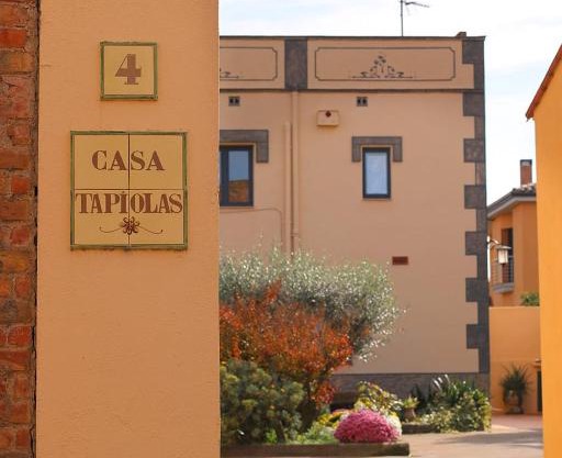Casa TAPIOLAS