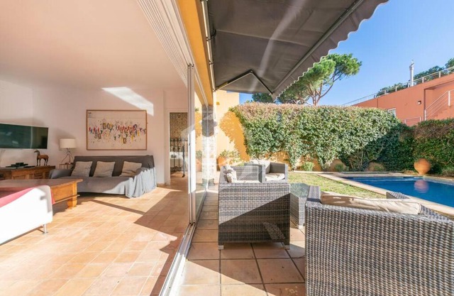 CASA TARONGERS - pool, beach, quiet