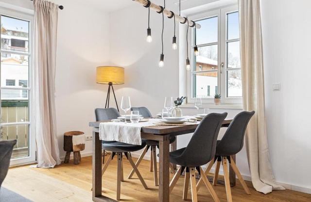 Casa Tegernsee - zentral, modern, Nespresso, 3 Min zum See