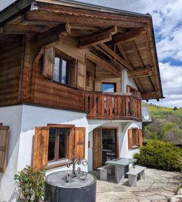 Casa Tgiet