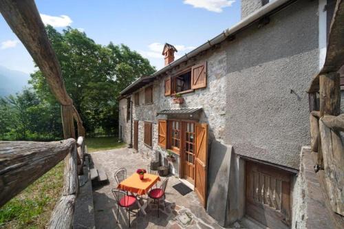 Casa tra i boschi