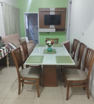 Casa Tranquila com 2 quartos próximo ao centro e Paraguay