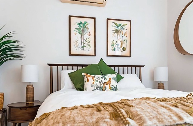 Casa Tropicana, two bedroom apartment in Aqua Luna Resort with incredible ocean views.