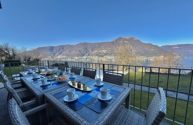 Casa Tulipano Grande, Faggeto Lario, Italy