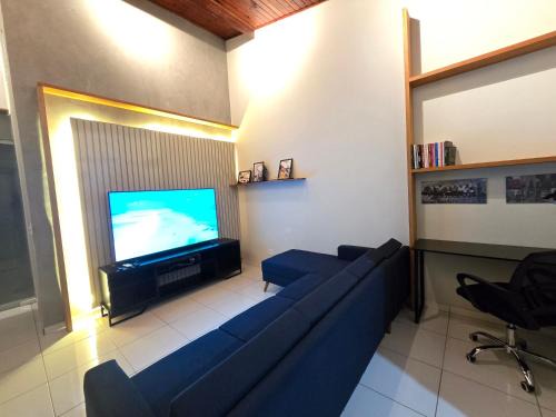 Casa Ubatubana II, em Praia do Sapê - Ar condicionado, cozinha completa e Wi-Fi