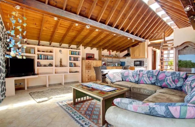 CASA VERDE Apartment 4 Detached small house. Sea view Risco Famara