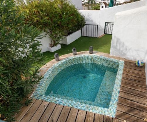Casa Verde, charming village house, 4 bedrooms