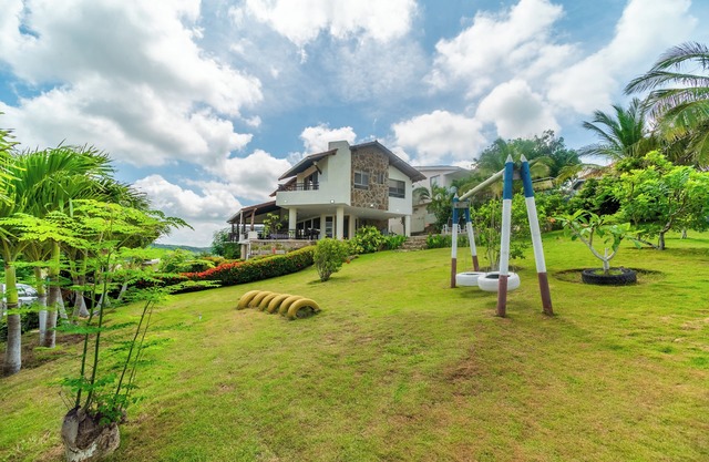 Casa Villa La Bohemia, in the mountains facing the sea
