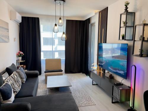 Casa Vista Premium 2BR Apartment with Free Parking