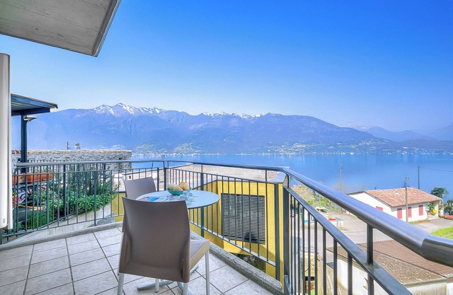 Casa Zaira 1, Caviano, Switzerland
