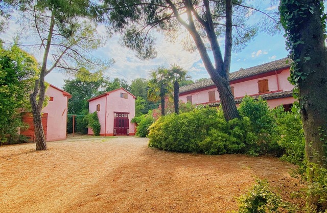Casal Camillo, relaxation between nature and the sea.