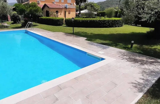Casale Battaglini B&b is nestled in a green oasis of Cilento, Elea Velia.