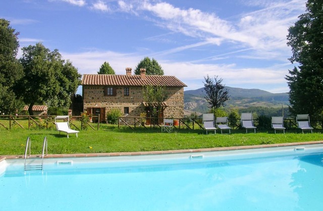 Casale Donatelli - Five Bedroom Villa, Sleeps 10