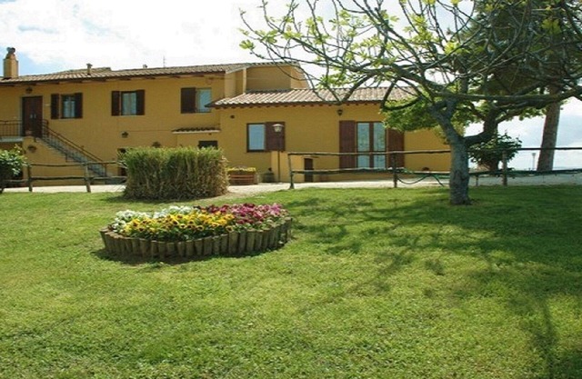 Casale Il Colle: Private Villa just 15 minutes far from Assisi