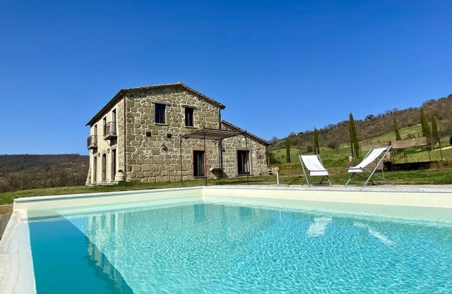 Casale Pietra, surrounded by greenery