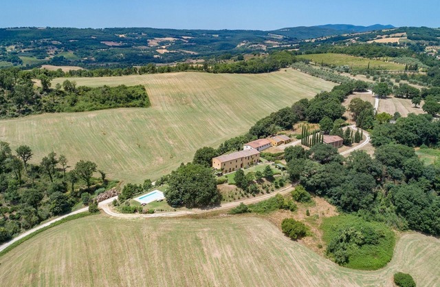 Casale Piattini 10, Emma Villas