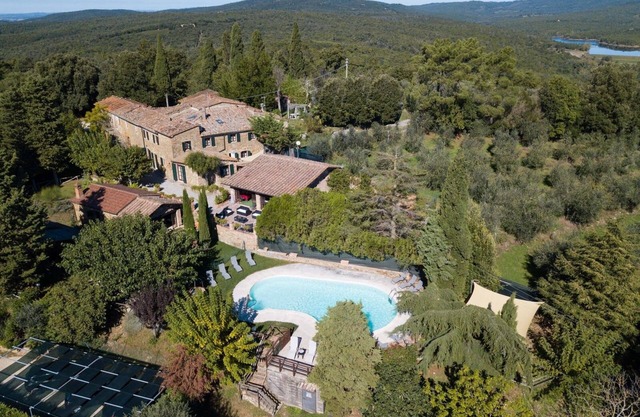 Casale Poggio al Vento In Sinalunga, Tuscany