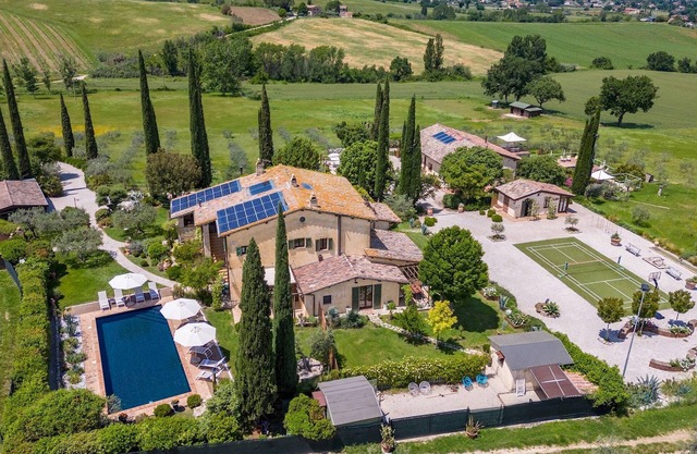 Casale Santa Lucia 8+2, Emma Villas