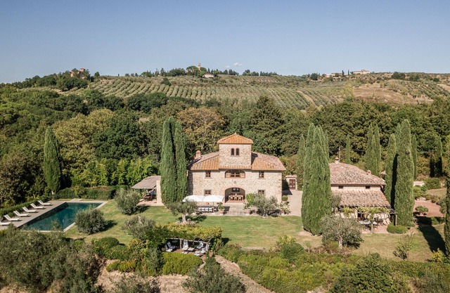 Casale Tagliafune,a XV century's Country Villa near Florence with vineyards view