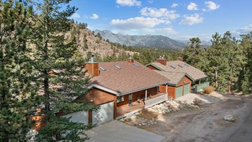Cascade Mountain Home by Estes Park Homes home