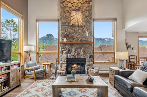 Cascade Village 61