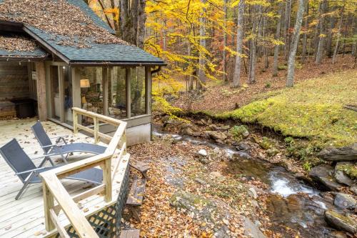 Cascading Creek Cabin