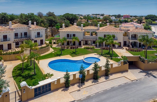 Cascata Village Lote Q, a stunning, modern 3 bedroom townhouse