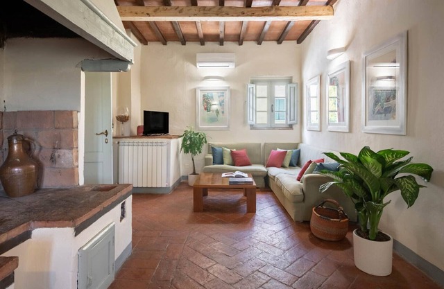 Cascinale - Apartment near San Gimignano Wi-Fi Swimming pool