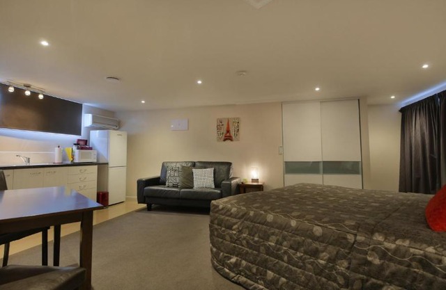 Cashel Court Motel