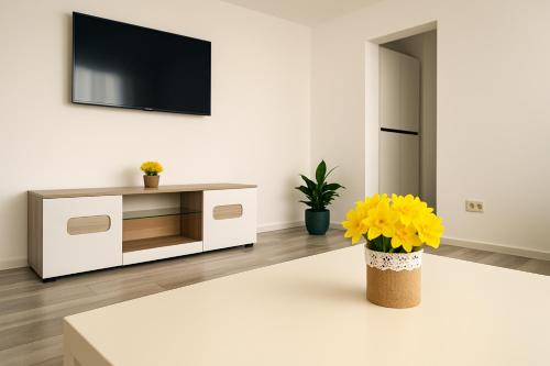 Casiana Apartments
