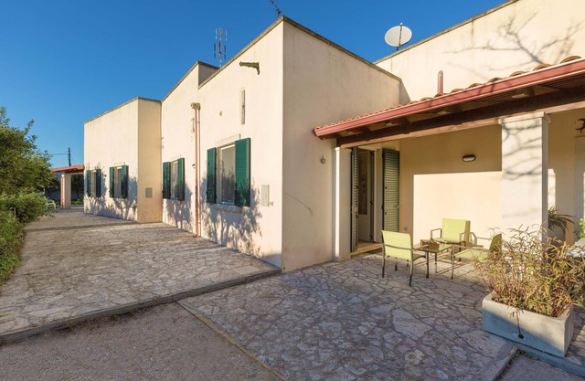 Casina Farnarari - 2 by BarbarHouse