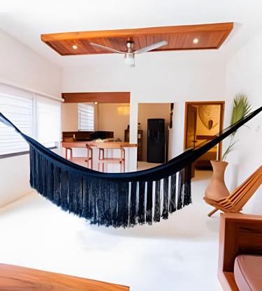 Casita de Diseño con, tina de baño, A/A y TV