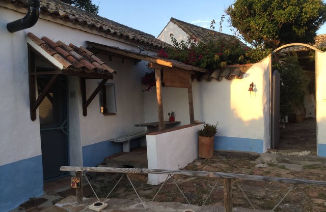 Casita Poniente, ¡en Plena Naturaleza y a 10 Minutos de la Playa de Bolonia!
