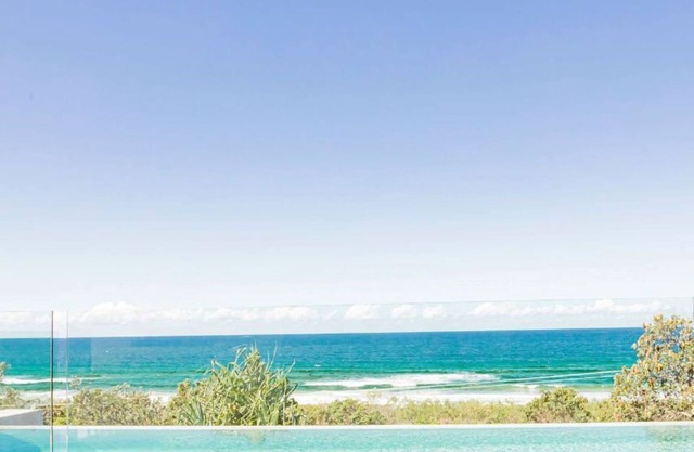 Castaways Beach Escape - 4 Bedroom