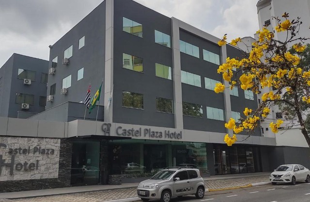 Castel Plaza Hotel