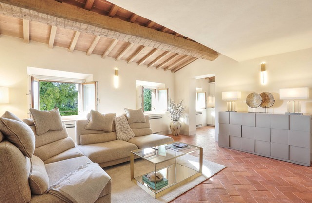 Castelfalfi 2 bedrooms apartment La Querciola