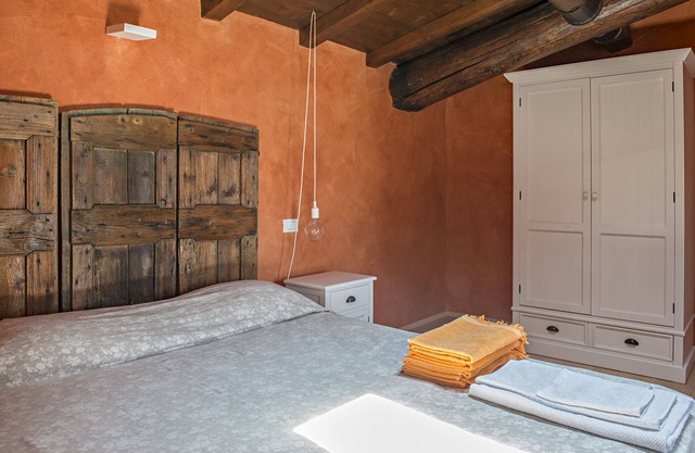 Castello apartment with swimming pool