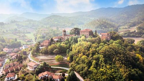 Castello di Casalborgone, Luxury Italian Castle Hotel