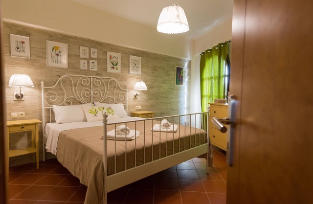 Castello Domus,Crete Residences